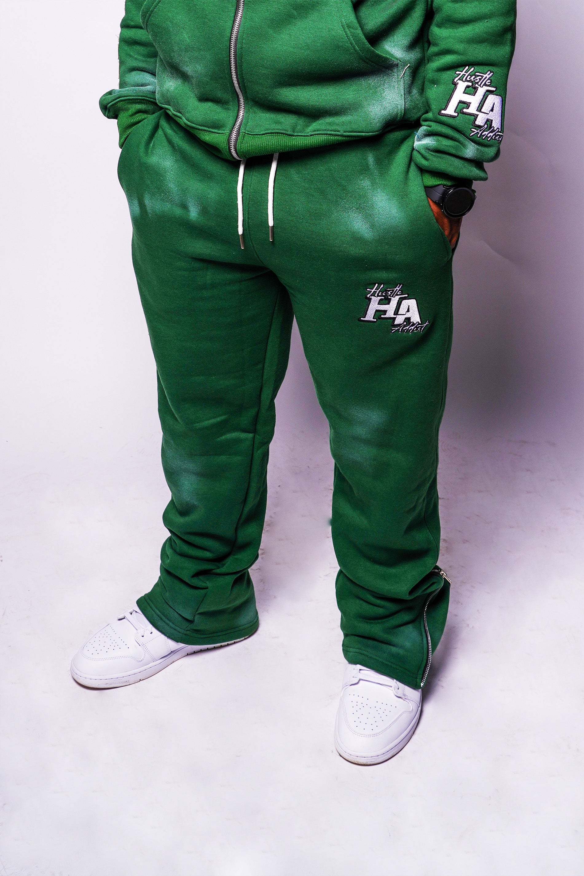 No Co-Sign Needed Sweatpants - Forest Green